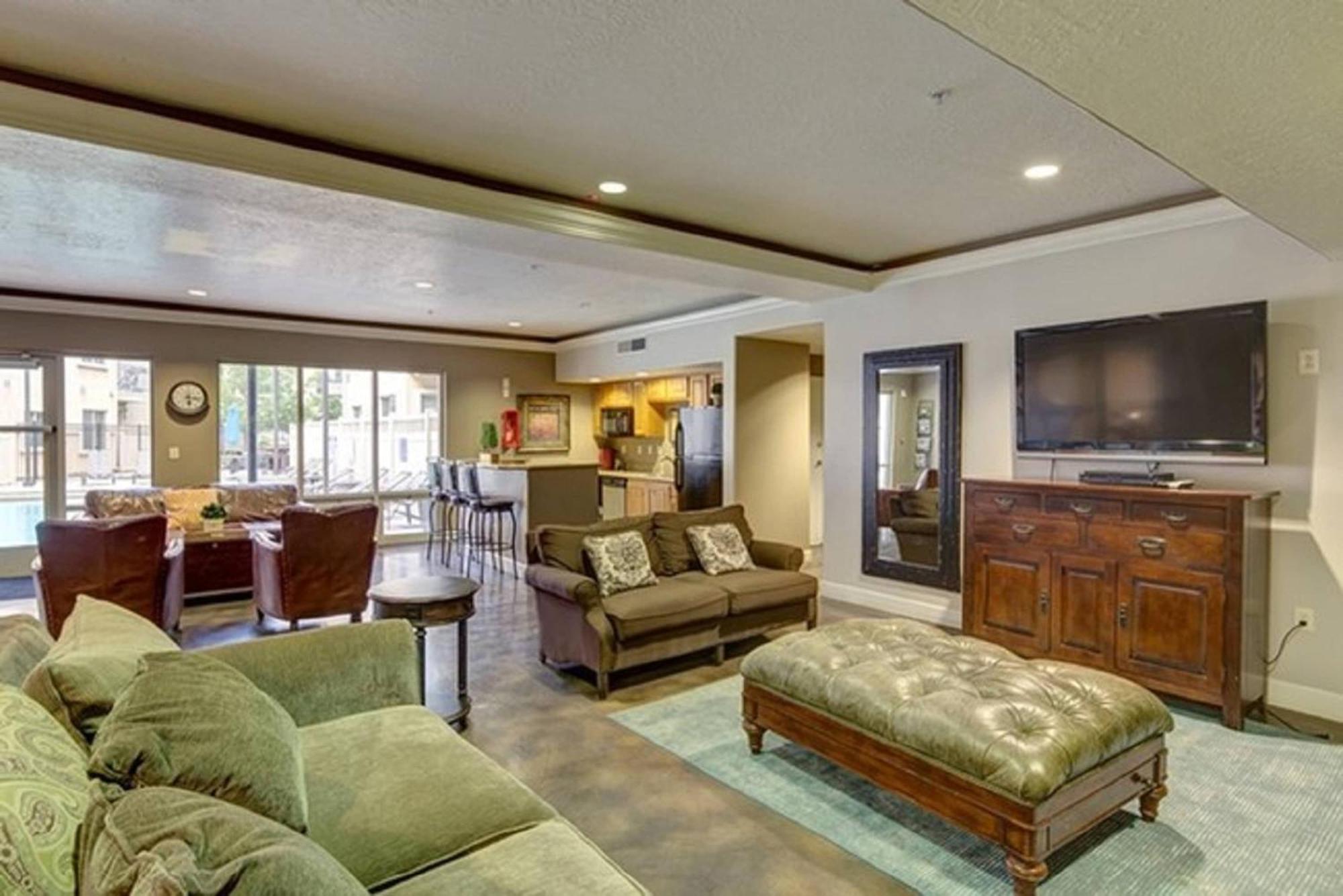 3-bedroom Luxury In The Heart Of The * Salt Lake City